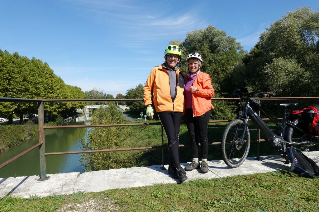 Pique-nique à Montbouy, village où nous allons quitter le canal